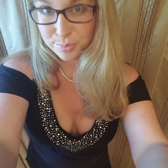 Meet your Posher, Michelle - Picture 3 of 6